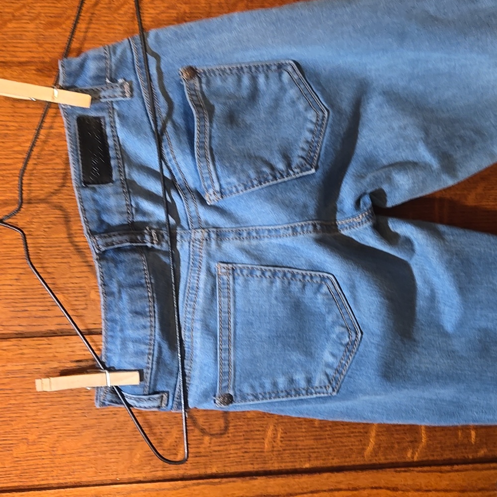 Size 0 Celebrity Pink Jeans - Picture 6 of 7